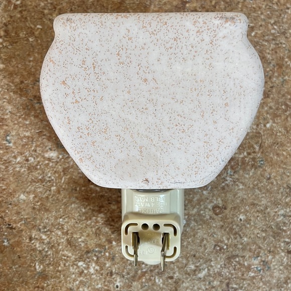 Hand-Painted Ceramic Night Light with Blue Sky and Red Chili Pueblo Design - Picture 3 of 4